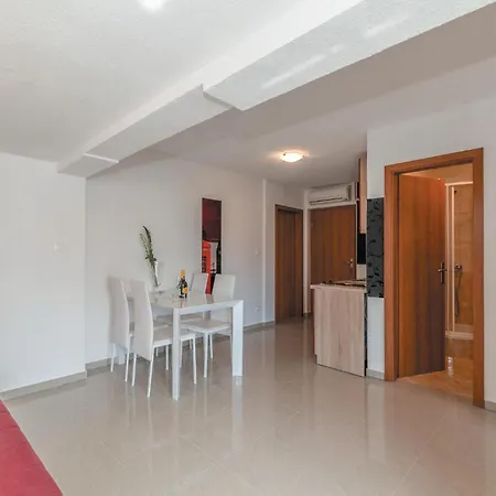 Biograd 2 Floor דירה ביוגראד נה מורו