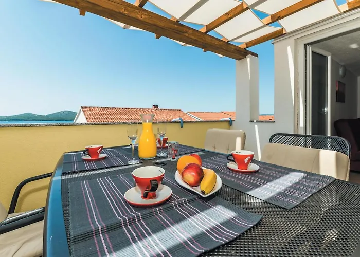 Biograd 2 Floor * Biograd Na Moru