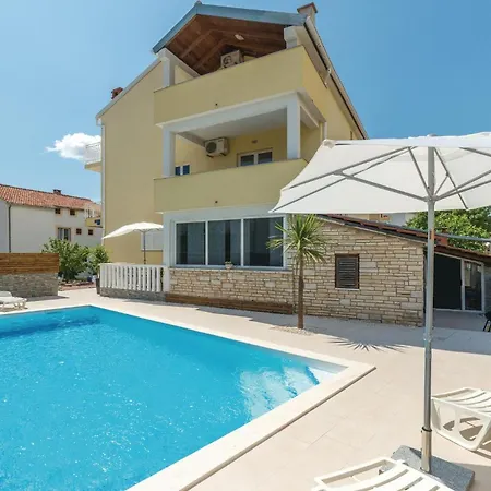Biograd 2 Floor Apartamento