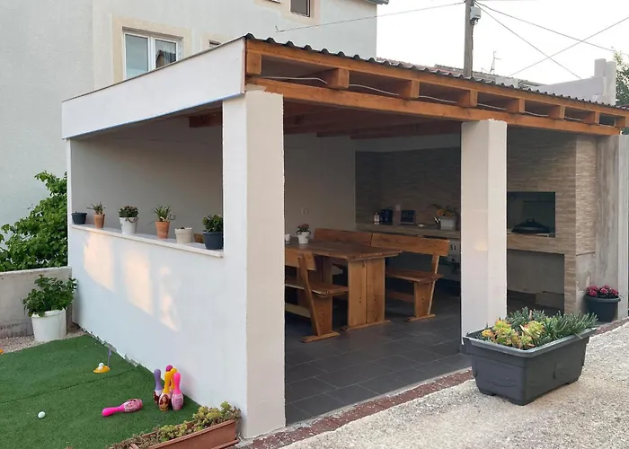 Biograd 2 Floor Apartamento *
