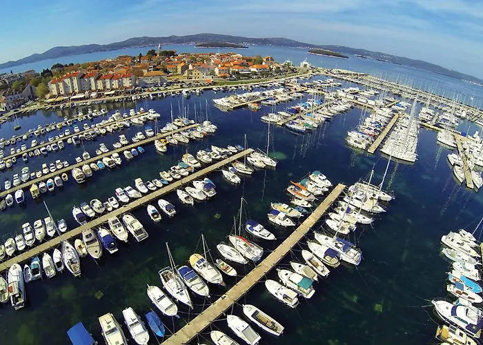 Biograd 2 Floor Apartamento